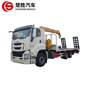 شاحنة مسطحة ISUZU GIGA 6x4 مع رافعة مثبتة على شاحنة XCMG